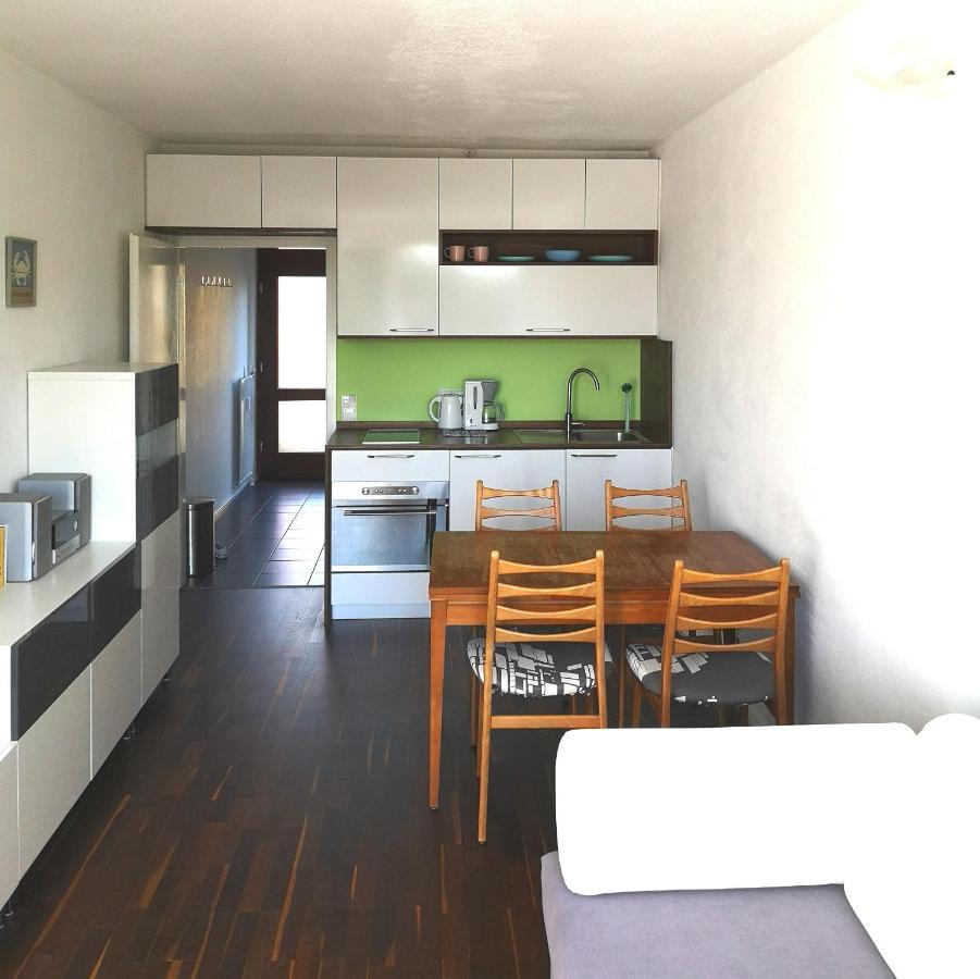 Sunny Seaside Apartment Kiel Dış mekan fotoğraf